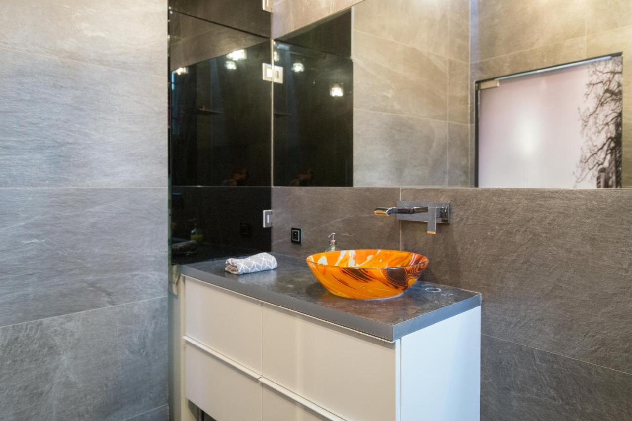 Modern, Stylish And Comfy In Trendy Jewish Quarter Apartament *